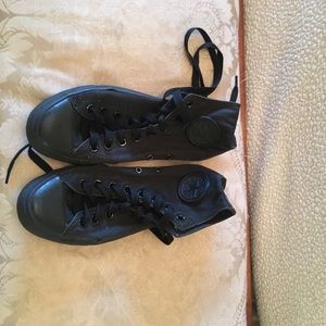 Black converse